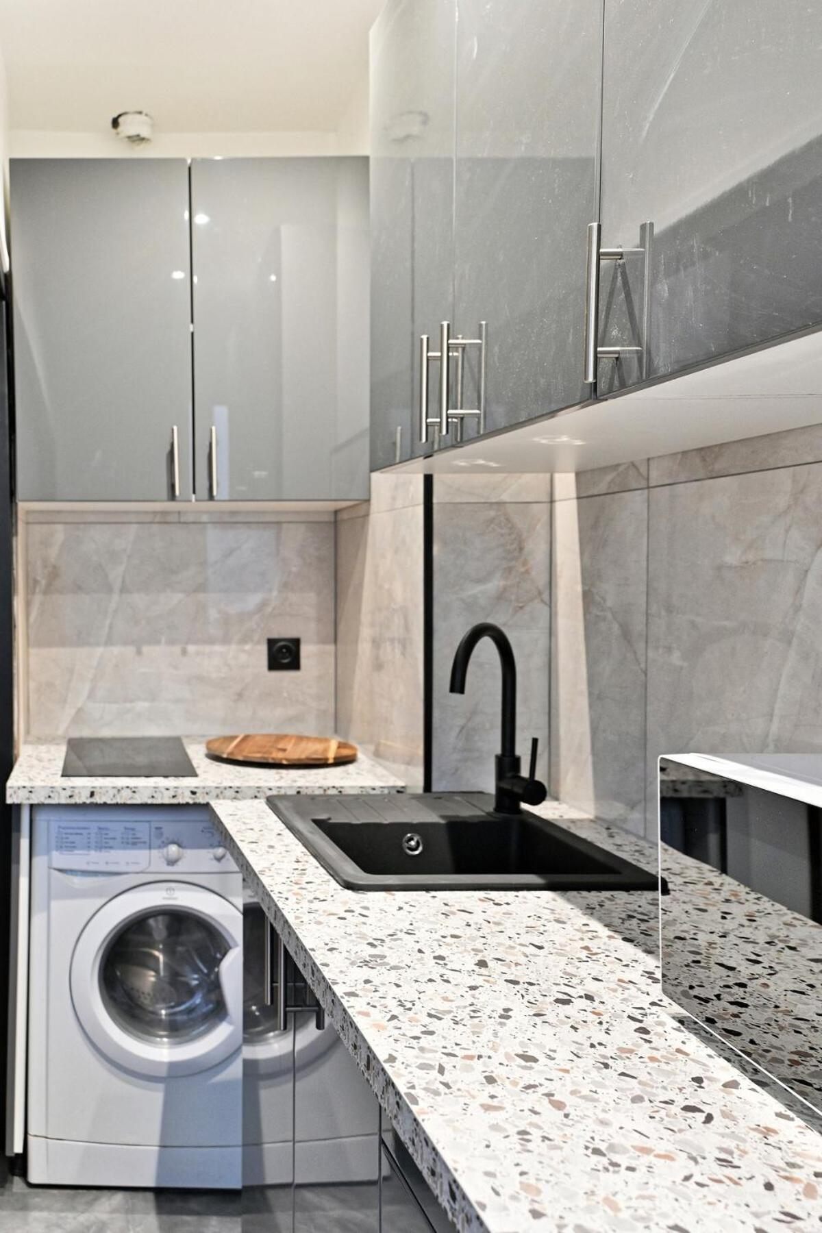 Modern Moulin Rouge Appartement Paris