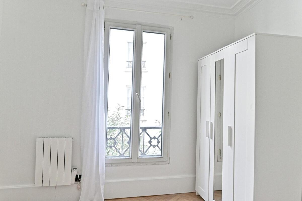 Modern Moulin Rouge Appartement Paris