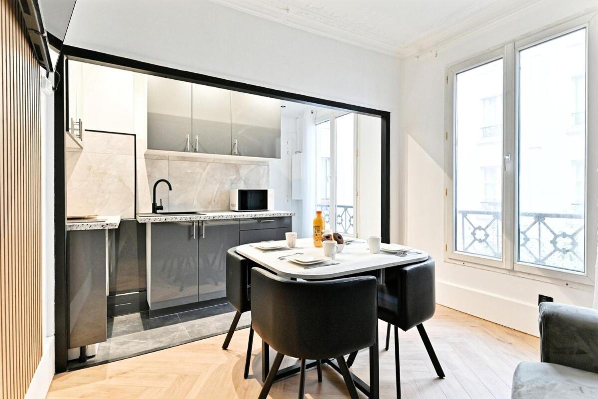 Modern Moulin Rouge Appartement